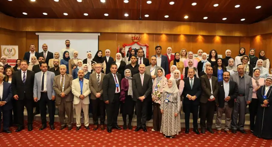 مدار الساعة,وزير الصحة