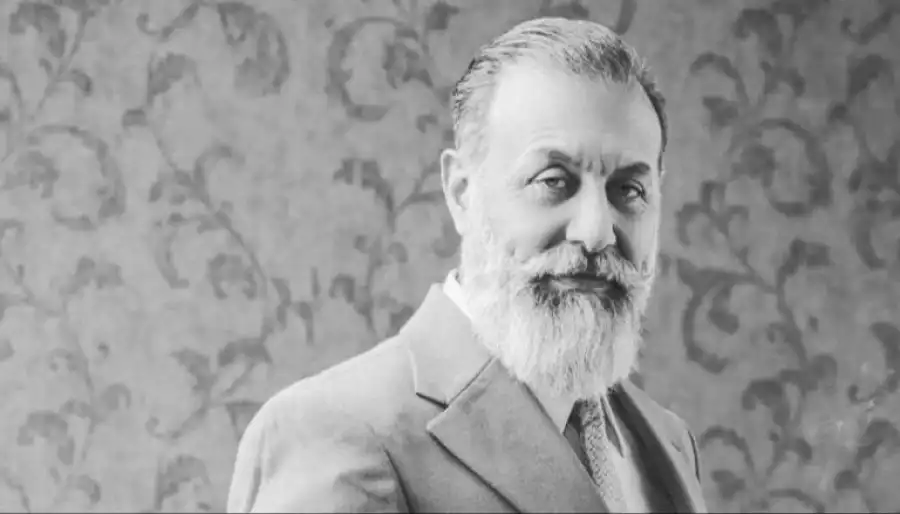 مدار الساعة,أخبار خفيفة ومنوعة