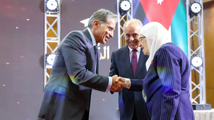 مدار الساعة,مناسبات أردنية,الدكتور جعفر حسان,وزير التربية والتعليم,الدكتور عزمي محافظة,رئيس الوزراء,عزمي محافظة,الملك عبدالله الثاني,المركز الثقافي الملكي,وزارة التربية والتعليم