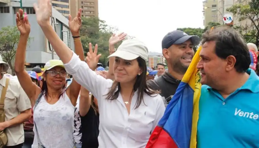 مدار الساعة,أخبار عربية ودولية