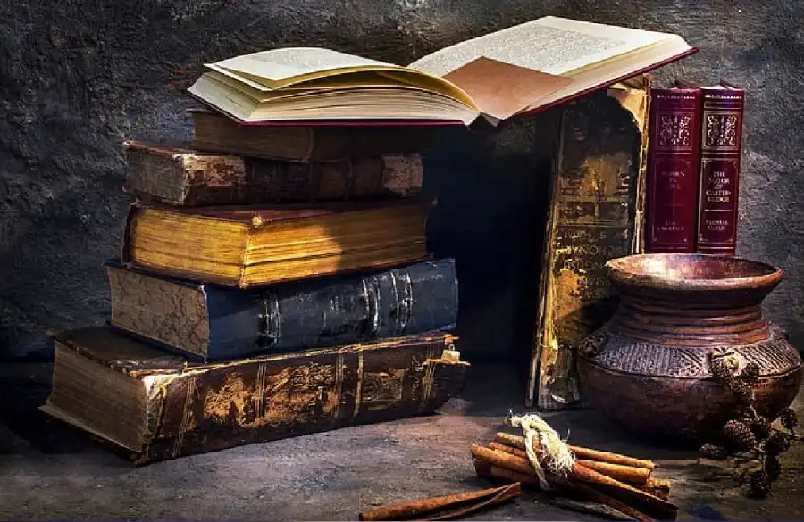 مدار الساعة,شؤون دينية