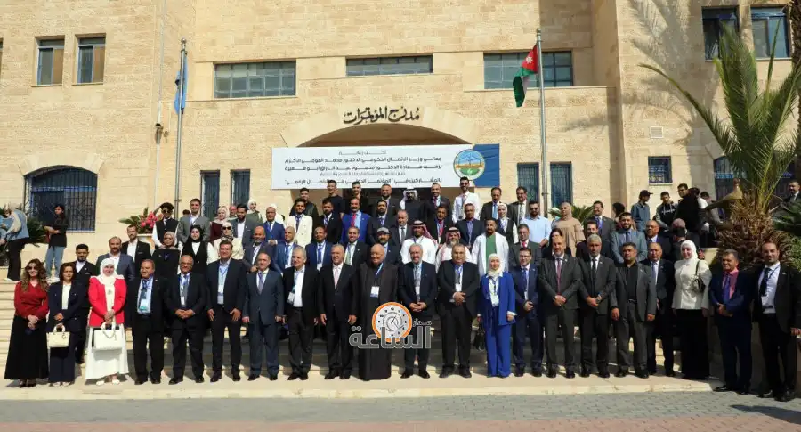 مدار الساعة,أخبار الجامعات الأردنية,وزير الاتصال الحكومي,محمد المومني,وكالة الأنباء الأردنية,جامعة الزرقاء,نقيب الصحفيين,الإمارات العربية المتحدة,المملكة العربية السعودية,وزارة الاتصال الحكومي,التنمية المستدامة