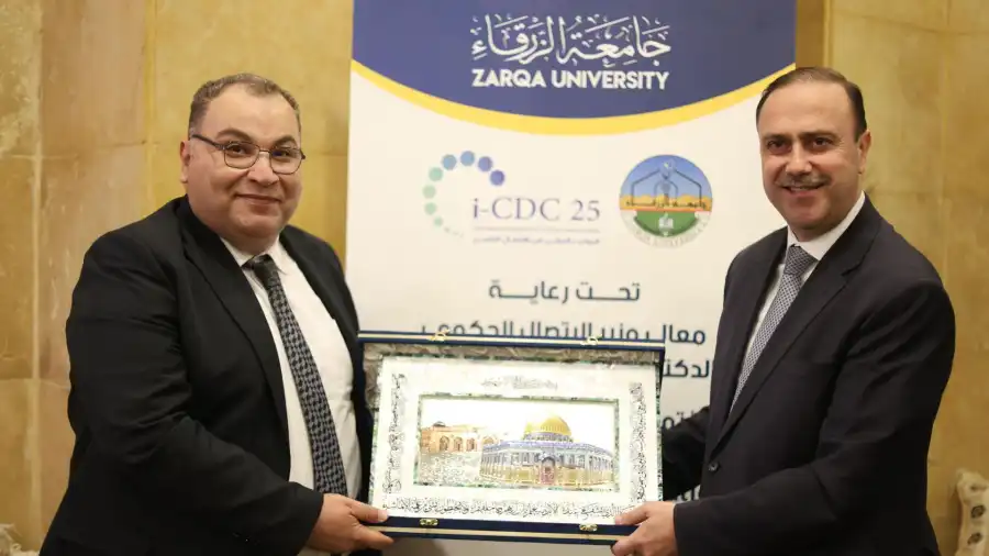 مدار الساعة,أخبار الجامعات الأردنية,وزير الاتصال الحكومي,محمد المومني,جامعة الزرقاء,نقيب الصحفيين,وزارة الاتصال الحكومي