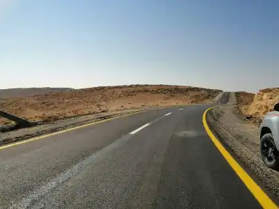 الانتهاء من صيانة طريق الرصيف الملوكي