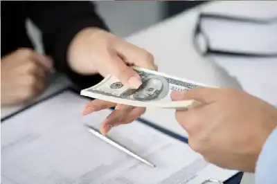 لغز الاقتصاد الأمريكي: 120 ألف دولار