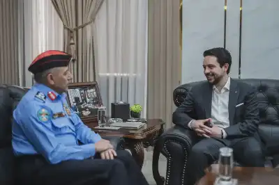 ولي العهد الأمير الحسين في الأمن