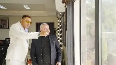 الفنان المصري محمد نور يتغزّل بجمال