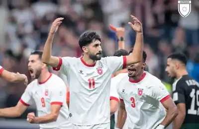 احتفال الكرسي.. يزن النعيمات يشعل مدرجات