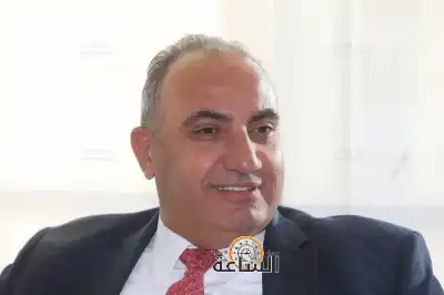الجغبير يهنئ الشواربة بفوزه بجائزة أفضل