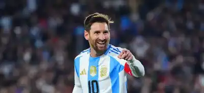 أول تعليق من ميسي على مواجهة