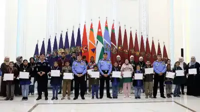 مدير الأمن العام يرعى تخريج دورة