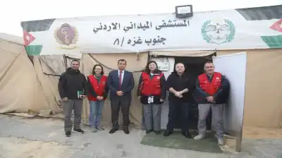 الصليب الأحمر يشيد بجهود المستشفى الميداني