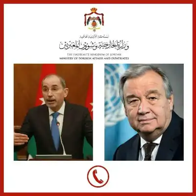 الصفدي يتلقى اتصالا هاتفيا من الأمين