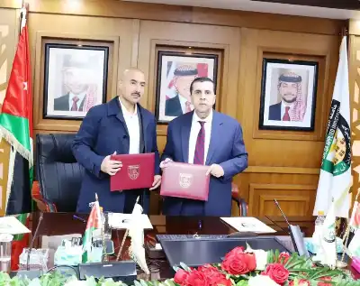 مذكرة تفاهم بين البلقاء التطبيقية وأدوية