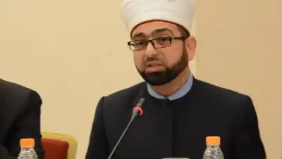 الندوة العلمية لدور وهيئات الإفتاء في