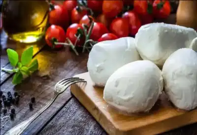 بشرى لمحبي الأجبان: الجبن كامل الدسم