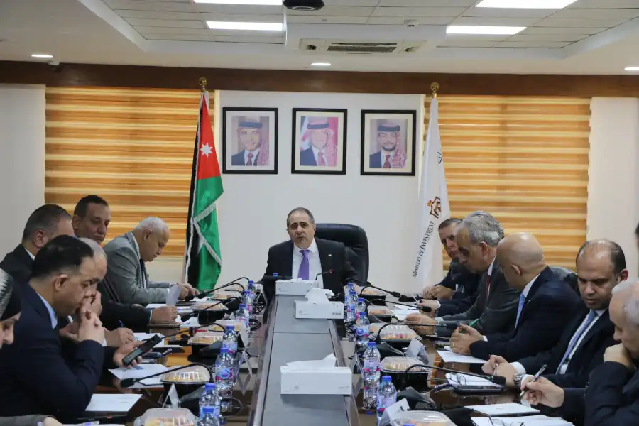 مدار الساعة,أخبار اقتصادية,وزير الاستثمار,مازن الفراية,خالد البكار,وزارة الاستثمار,مؤسسة الغذاء والدواء,غرفة تجارة الأردن,غرفة تجارة عمان,غرفة صناعة الأردن,غرفة صناعة عمان,دائرة ضريبة الدخل,الدفاع المدني