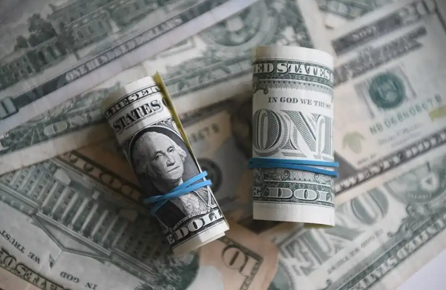 مدار الساعة,أخبار خفيفة ومنوعة