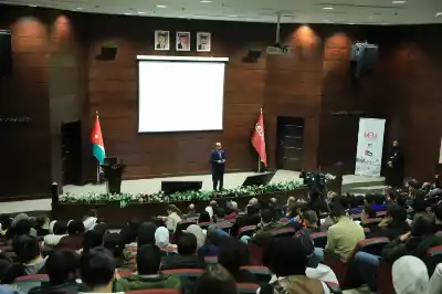 محاضرة قيّمة في الشرق الأوسط حول