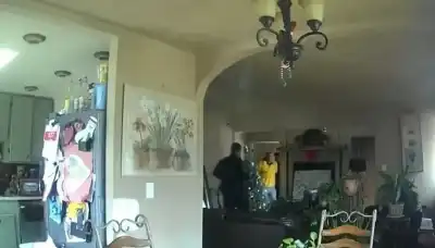 كيف تمكن طفل (12 عاما) من