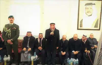 الديوان الملكي يعزي بوفاة والد وزير