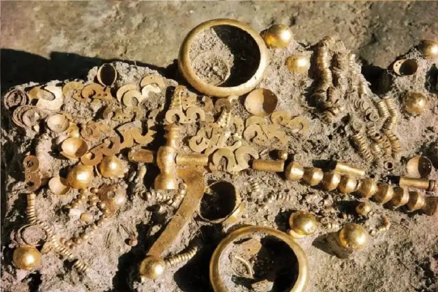 مدار الساعة,أخبار خفيفة ومنوعة