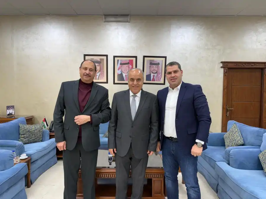 مدار الساعة,مناسبات أردنية,الدكتور عزمي محافظة,عزمي محافظة,وزارة الصحة,وزارة التربية,نقابة الأطباء