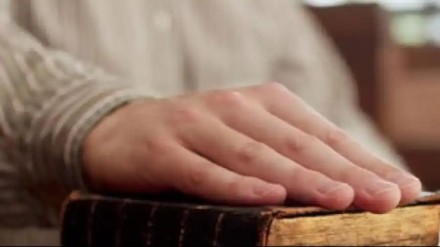 مدار الساعة,شؤون دينية