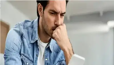 ليس كل لطيف صديقا.. 4 علامات