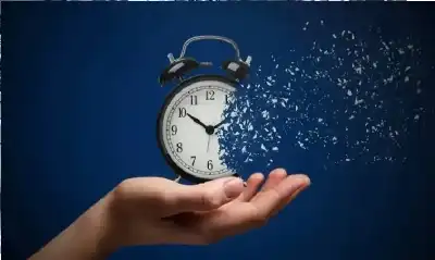 قصر النظر الزمني: هل التأخر عن