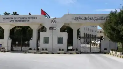 الخارجية تتابع أنباء متداولة عن انقلاب