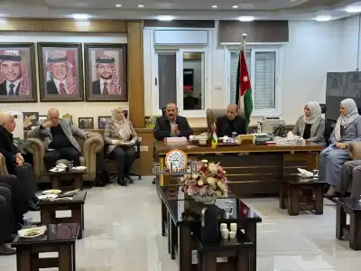 المصري يجتمع برؤساء لجان بلديات إربد