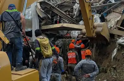 النفايات تقتل شخصا وتطمر 38 آخرين