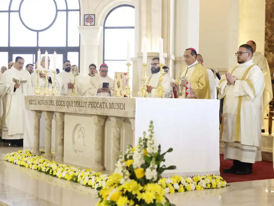 مدار الساعة,أخبار الأردن,اخبار الاردن,وزير السياحة والآثار,الملك عبدالله الثاني,ولي العهد,الحسين بن عبدالله الثاني,الأمير غازي بن محمد,وزارة السياحة والآثار,وزارة السياحة,هيئة تنشيط السياحة,الأمن العام,القوات المسلحة