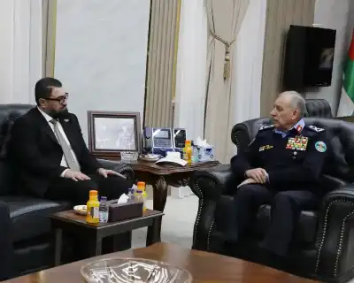 مدير الأمن العام يلتقي وزير العدل