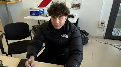 أردني جديد في إسبانيا.. حمزة الخيري