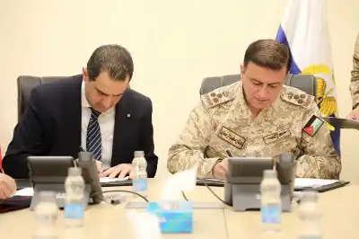 القوات المسلحة توقّع ملحق اتفاقية تزويد