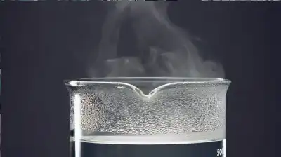 حقيقة فوائد شرب الماء الساخن صباحا