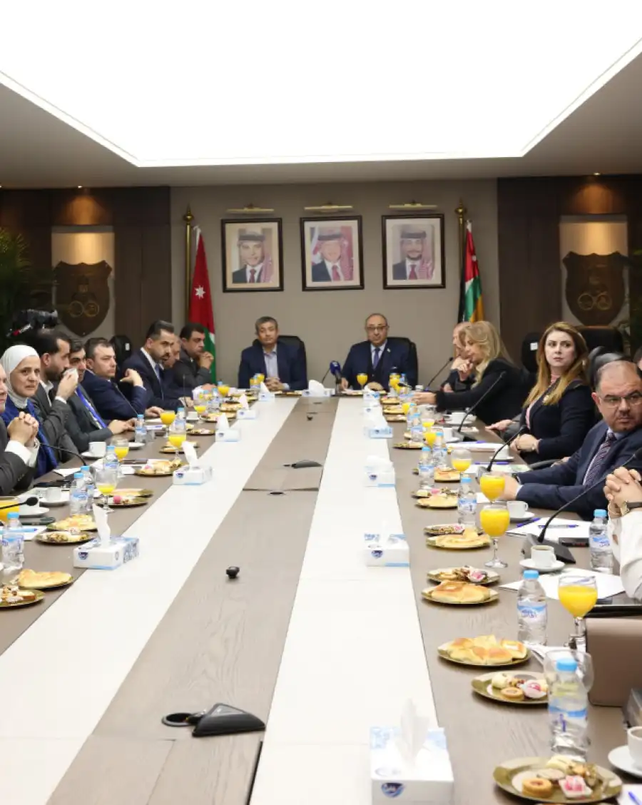 مدار الساعة,مناسبات أردنية,الجامعة الأردنية,حزب الميثاق الوطني