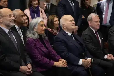 الأمير الحسن والأميرة ثروت يحضران افتتاح