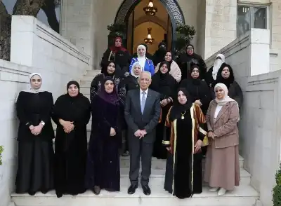 العيسوي يلتقي فعاليات مجتمعية تطوعية (صور)