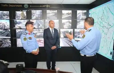 الشواربة يزور ادارة السير