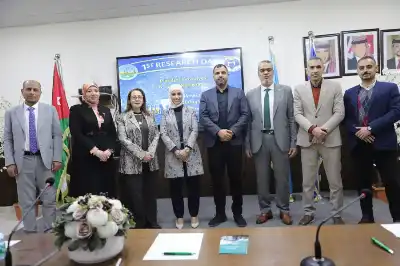 كلية طب الأسنان في جامعة الزرقاء