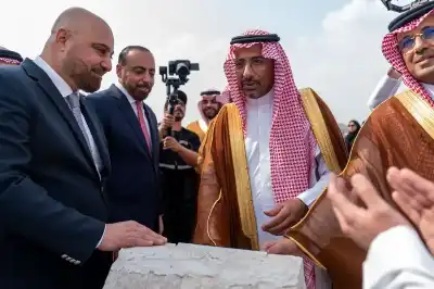 وضع حجر الأساس لمدينة البداد العربية