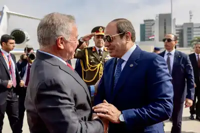 الملك والرئيس المصري يشددان على ضرورة