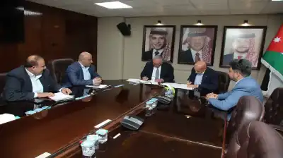 وزارة المياه وسلطة البترا توقعان اتفاقية