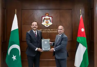 الخارجية تتسلم أوراق اعتماد السفير الباكستاني