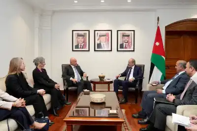 الصفدي يستقبل المفوّض الأممي السامي لشؤون