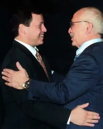 حسان: رحم الله الحسين الباني.. وحفظ