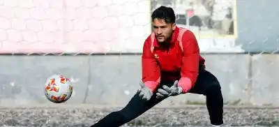 حارس الوحدات الفاخوري ينفجر في وجه